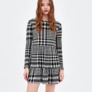 🆕 Zara Long Sleeves Black & Tan. Warm Fabric with Stretch. NWT